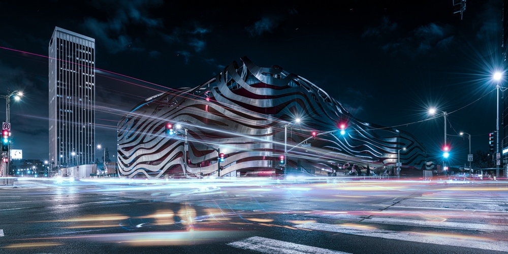 вечерний город